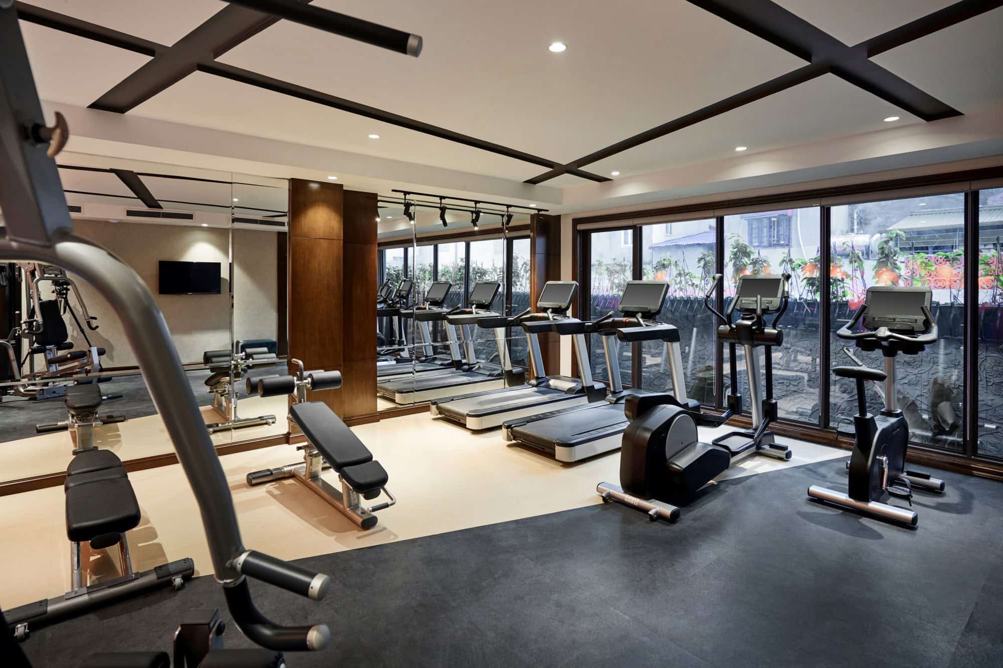 Nola aukeratu fitness ekipamendu komertziala?